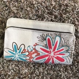 New never used thirty one wallet
